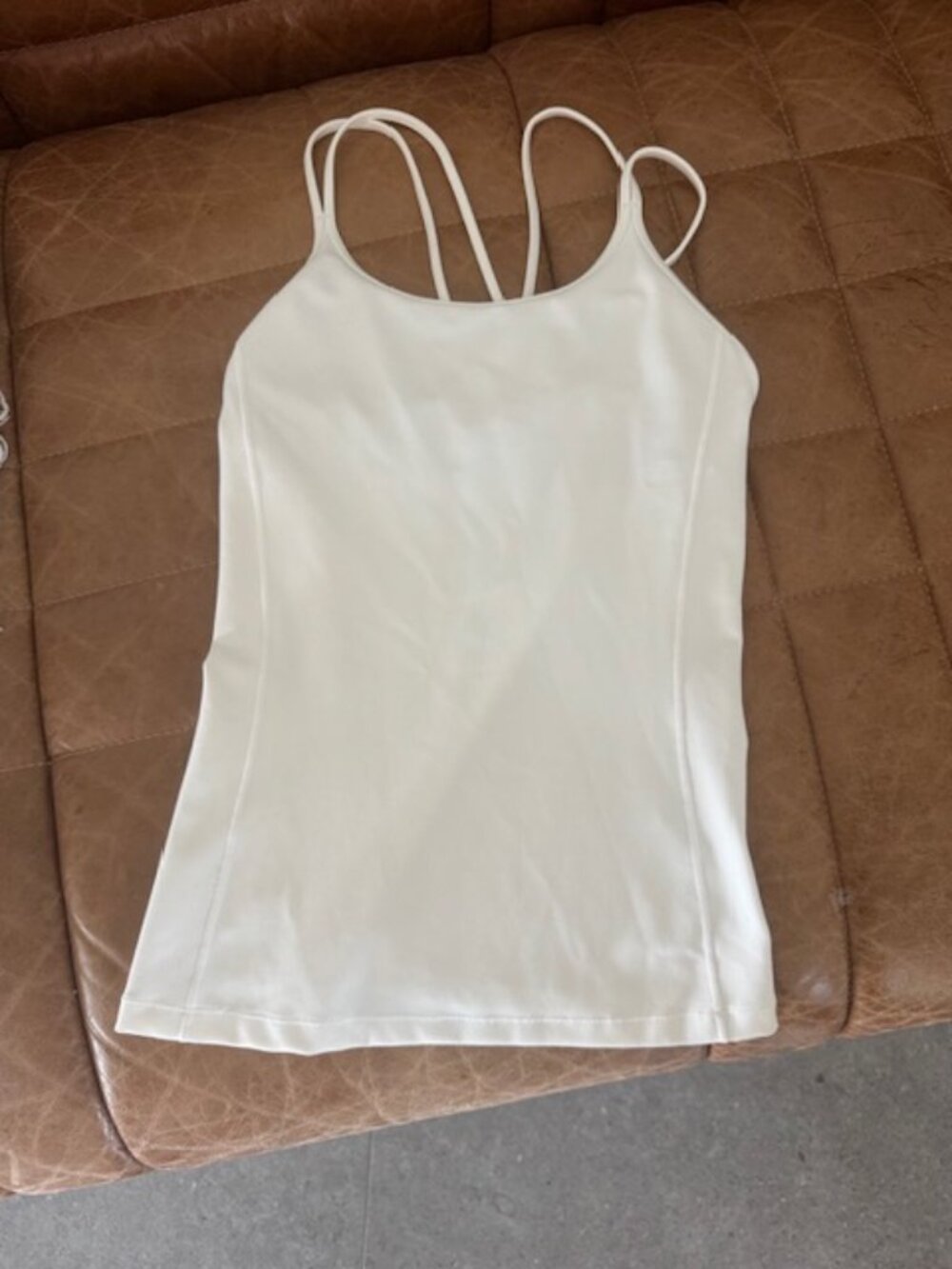 Lululemon Free to Be Tank Everlux - size 4 - White